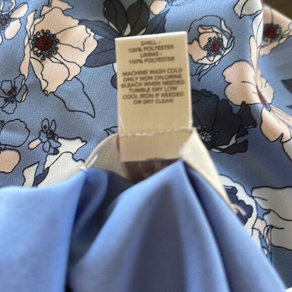 Loft Blue Floral Flutter Sleeve Dress Size Small - Picture 5 of 5
